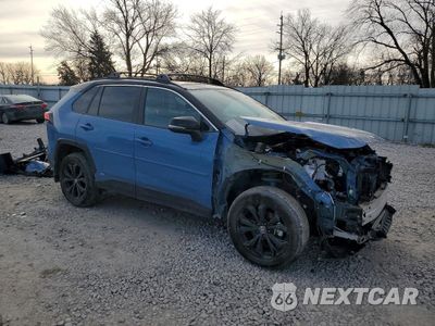 Czwarte zdjęcie samochodu z boku: 2023 TOYOTA RAV4 XSE VIN:2T3E6RFV1PW042114 - miniatura