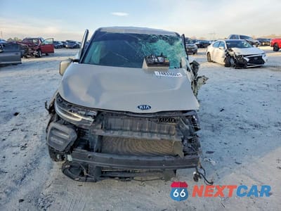 Piąte zdjęcie samochodu w środku: 2020 KIA SOUL EX VIN:KNDJ33AU5L7024336 - miniatura