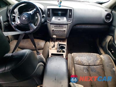 Zdjęcie 8 z 12 samochodu: 2011 NISSAN MAXIMA S VIN:1N4AA5APXBC850512 - miniatura