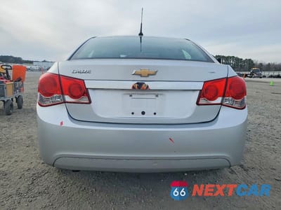 Zdjęcie 6 z 12 samochodu: 2012 CHEVROLET CRUZE LS VIN:1G1PC5SH1C7235498 - miniatura