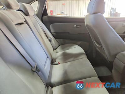 Zdjęcie 10 z 12 samochodu: 2008 HYUNDAI ELANTRA GLS VIN:KMHDU46D68U469827 - miniatura