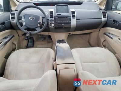Zdjęcie 8 z 12 samochodu: 2004 TOYOTA PRIUS BASE VIN:JTDKB20U340023795 - miniatura