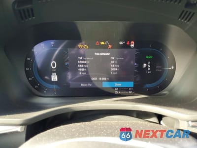 Zdjęcie 9 z 12 samochodu: 2024 VOLVO XC60 PLUS VIN:YV4H60DL0R1916008 - miniatura