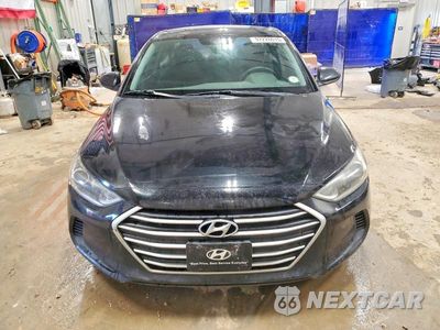 Piąte zdjęcie samochodu w środku: 2018 HYUNDAI ELANTRA SE VIN:5NPD74LF1JH383133 - miniatura