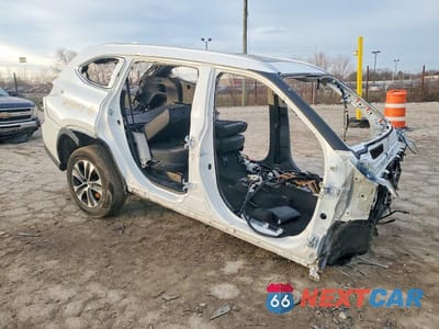 Czwarte zdjęcie samochodu z boku: 2023 TOYOTA HIGHLANDER XLE VIN:5TDKDRBH0PS038047 - miniatura