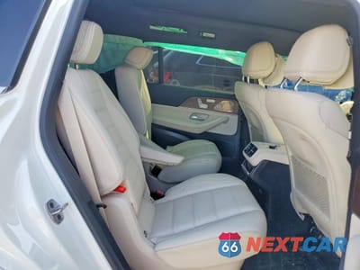 Zdjęcie 11 z 14 samochodu: 2025 MERCEDES-BENZ GLS 580 4MATIC VIN:4JGFF8FE3SB277755 - miniatura