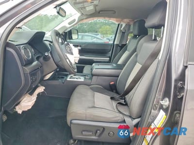 Zdjęcie 7 z 12 samochodu: 2017 TOYOTA TUNDRA SR5 VIN:5TFEM5F18HX122549 - miniatura