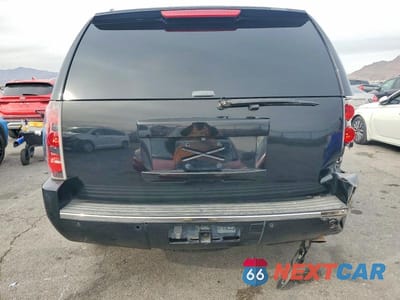 Zdjęcie 6 z 13 samochodu: 2011 GMC YUKON VIN:1GKS2EEF3BR333356 - miniatura