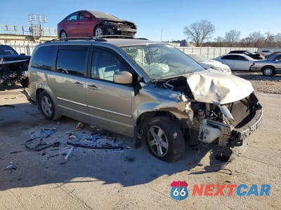 Czwarte zdjęcie samochodu z boku: 2008 DODGE GRAND CARAVAN SXT VIN:1D8HN54P98B128814 - miniatura