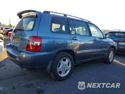 Trzecie zdjęcie samochodu z tyłu: 2005 TOYOTA HIGHLANDER LIMITED VIN:JTEDP21A950081535 - miniatura