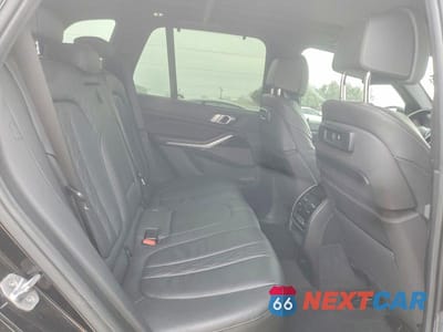 Zdjęcie 11 z 12 samochodu: 2019 BMW X5 XDRIVE50I VIN:5UXJU2C58KLN66094 - miniatura