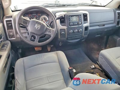 Zdjęcie 8 z 11 samochodu: 2013 RAM 1500 SLT VIN:1C6RR7GP5DS610468 - miniatura