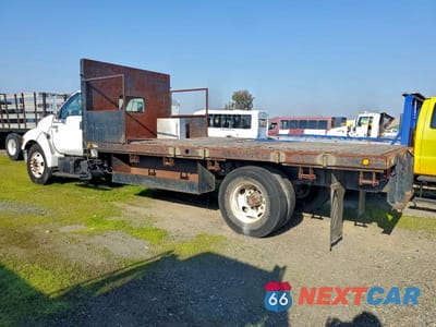 Drugie zdjęcie samochodu z przodu: 2007 FORD F650 SUPER DUTY VIN:3FRWF65R57V511162 - miniatura