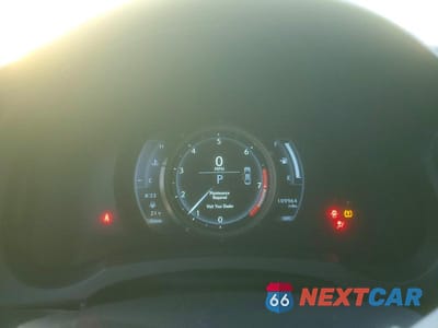 Zdjęcie 9 z 12 samochodu: 2017 LEXUS IS 350 BASE VIN:JTHCE1D29H5013245 - miniatura