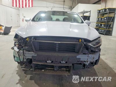 Piąte zdjęcie samochodu w środku: 2017 FORD FUSION SE HYBRID VIN:3FA6P0LU3HR409289 - miniatura