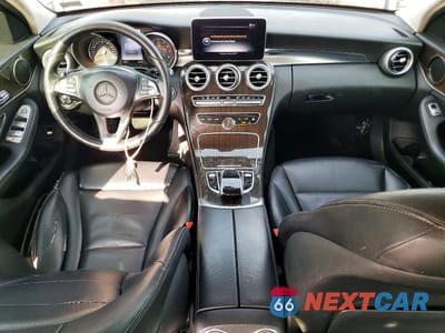 Zdjęcie 8 z 11 samochodu: 2015 MERCEDES-BENZ C 300 VIN:55SWF4JB9FU079211 - miniatura