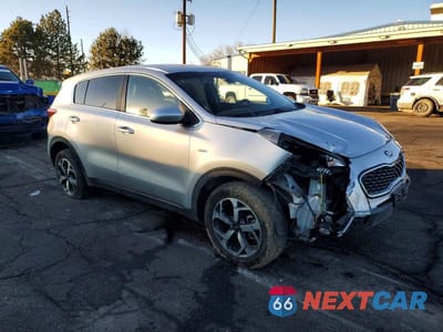 Czwarte zdjęcie samochodu z boku: 2021 KIA SPORTAGE LX VIN:KNDPMCAC5M7929479 - miniatura