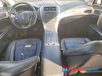 Zdjęcie 8 z 13 samochodu: 2015 LINCOLN MKZ VIN:3LN6L2GK8FR624976 - miniatura