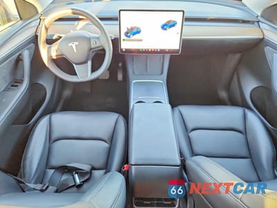 Zdjęcie 8 z 11 samochodu: 2024 TESLA MODEL Y VIN:7SAYGDEE8RF085813 - miniatura