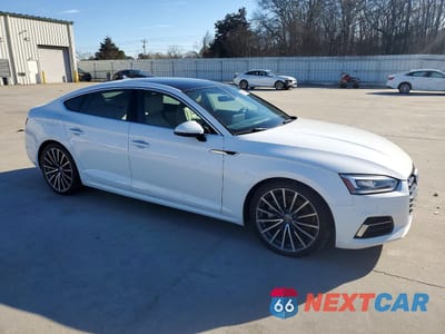 Czwarte zdjęcie samochodu z boku: 2019 AUDI A5 PREMIUM PLUS VIN:WAUBNCF59KA099135 - miniatura