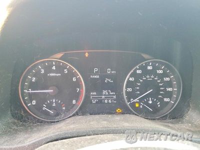 Zdjęcie 9 z 12 samochodu: 2017 HYUNDAI ELANTRA SE VIN:5NPD84LF2HH065450 - miniatura