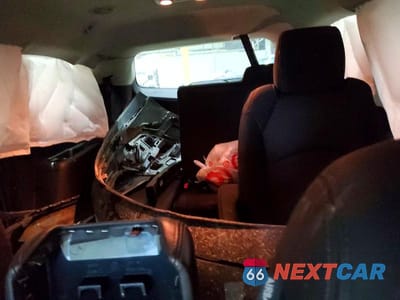 Zdjęcie 10 z 12 samochodu: 2017 CHEVROLET TRAVERSE LT VIN:1GNKRGKD7HJ193199 - miniatura