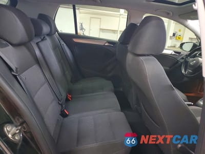Zdjęcie 10 z 13 samochodu: 2011 VOLKSWAGEN GOLF VIN:WVWDM7AJ0BW218414 - miniatura