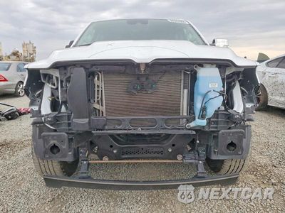 Piąte zdjęcie samochodu w środku: 2022 RAM 1500 LARAMIE VIN:1C6SRFJT4NN286737 - miniatura