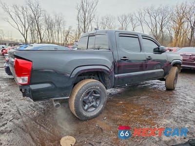 Trzecie zdjęcie samochodu z tyłu: 2016 TOYOTA TACOMA SR VIN:5TFAX5GN0GX057167 - miniatura