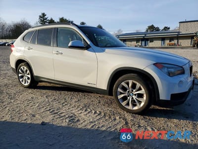 Czwarte zdjęcie samochodu z boku: 2014 BMW X1 XDRIVE28I VIN:WBAVL1C50EVY17549 - miniatura