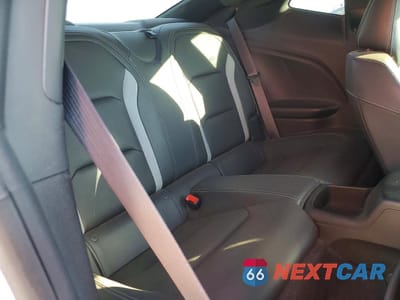 Zdjęcie 10 z 12 samochodu: 2019 CHEVROLET CAMARO SS VIN:1G1FE1R7XK0146001 - miniatura