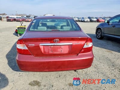 Zdjęcie 6 z 12 samochodu: 2002 TOYOTA CAMRY LE VIN:JTDBE32K720093483 - miniatura