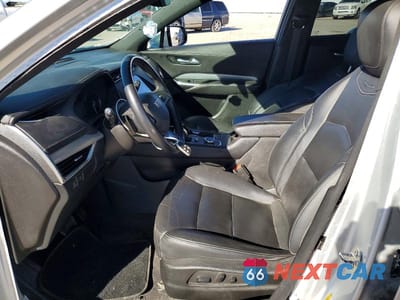Zdjęcie 7 z 14 samochodu: 2022 CADILLAC XT4 PREMIUM LUXURY VIN:1GYFZCR44NF135309 - miniatura