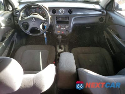 Zdjęcie 8 z 11 samochodu: 2005 MITSUBISHI OUTLANDER LS VIN:JA4LX31F75U044178 - miniatura