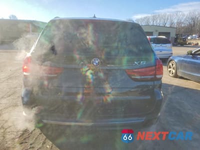 Zdjęcie 6 z 13 samochodu: 2015 BMW X5 XDRIVE50I VIN:5UXKR6C53F0J79330 - miniatura