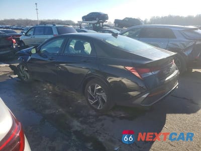 Drugie zdjęcie samochodu z przodu: 2025 HYUNDAI ELANTRA SEL SPORT VIN:KMHLM4DG8SU935564 - miniatura