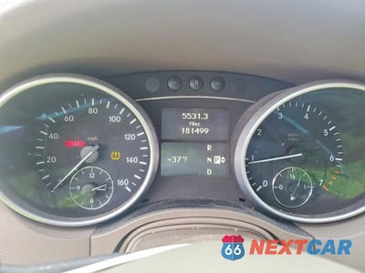 Zdjęcie 9 z 13 samochodu: 2010 MERCEDES-BENZ ML 350 4MATIC VIN:4JGBB8GB3AA614685 - miniatura