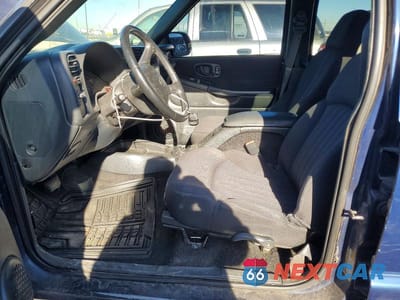 Zdjęcie 7 z 12 samochodu: 2004 CHEVROLET S TRUCK S10 VIN:1GCDT13XX4K133284 - miniatura
