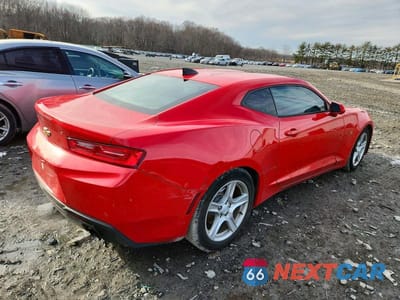 Trzecie zdjęcie samochodu z tyłu: 2018 CHEVROLET CAMARO LT VIN:1G1FB1RX6J0176426 - miniatura