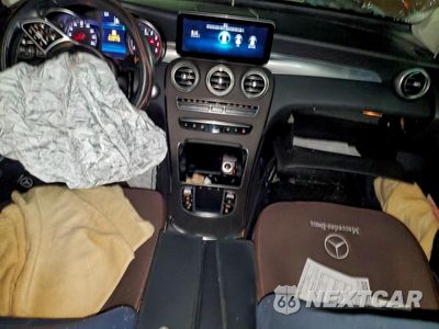 Zdjęcie 8 z 14 samochodu: 2021 MERCEDES-BENZ GLC 300 VIN:W1N0G8DB2MV316958 - miniatura