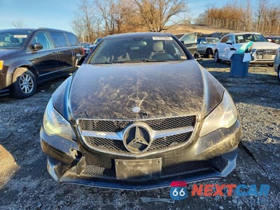 Piąte zdjęcie samochodu w środku: 2014 MERCEDES-BENZ E 350 4MATIC VIN:WDDKJ8JB1EF259322 - miniatura