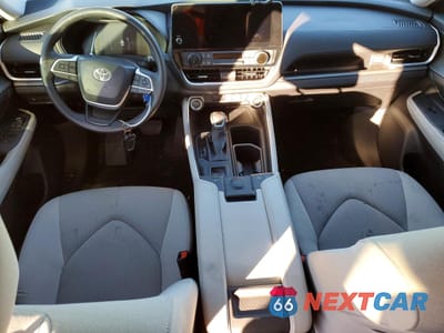 Zdjęcie 8 z 13 samochodu: 2025 TOYOTA GRAND HIGHLANDER LE VIN:5TDACAB5XSS045456 - miniatura