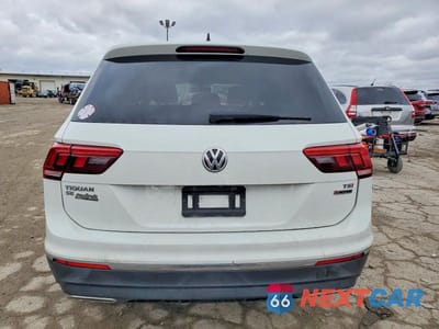 Zdjęcie 6 z 13 samochodu: 2018 VOLKSWAGEN TIGUAN SE VIN:3VV2B7AX9JM191263 - miniatura