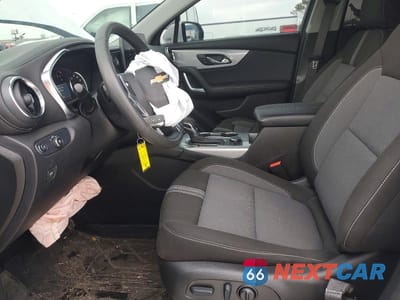 Zdjęcie 7 z 12 samochodu: 2025 CHEVROLET BLAZER 2LT VIN:3GNKBCR44SS118145 - miniatura