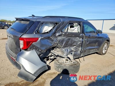 Trzecie zdjęcie samochodu z tyłu: 2024 FORD EXPLORER XLT VIN:1FMSK7DH1RGA76886 - miniatura