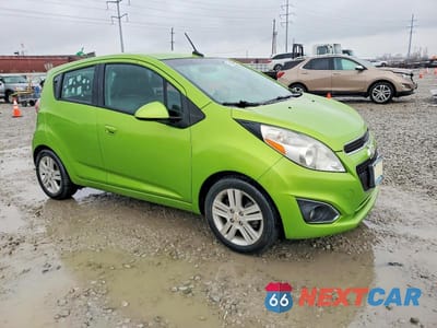 Czwarte zdjęcie samochodu z boku: 2014 CHEVROLET SPARK LS VIN:KL8CB6S90EC504858 - miniatura