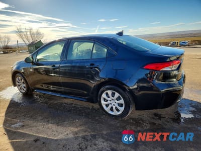 Drugie zdjęcie samochodu z przodu: 2022 TOYOTA COROLLA LE VIN:JTDEPMAEXNJ224462 - miniatura