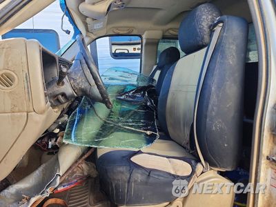 Zdjęcie 7 z 13 samochodu: 2003 CHEVROLET SILVERADO K3500 VIN:1GCJK39U43E207908 - miniatura