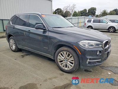 Czwarte zdjęcie samochodu z boku: 2016 BMW X5 SDRIVE35I VIN:5UXKR2C5XG0H42872 - miniatura