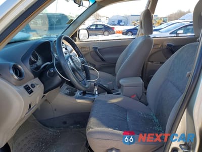 Zdjęcie 7 z 13 samochodu: 2003 TOYOTA RAV4 VIN:JTEHH20V136090811 - miniatura